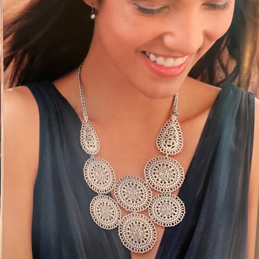 Stella & Dot Medina Bib Statement Necklace